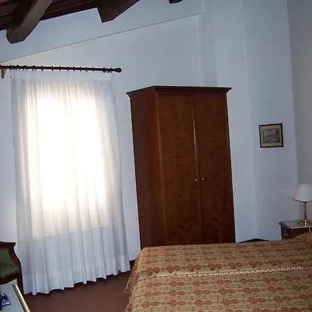 Hotel Teatro Di Pompeo 3*