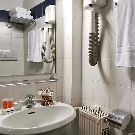 Teatro Di Pompeo Rome