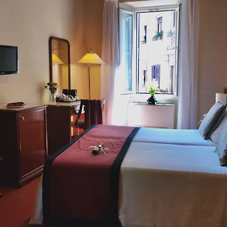 Domus Teatro Di Pompeo 4* Rome