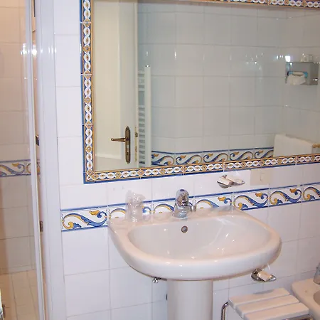 Teatro Di Pompeo 3*