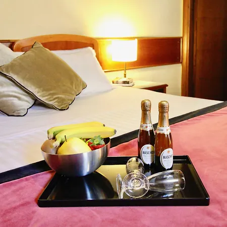 Hotel Teatro Di Pompeo